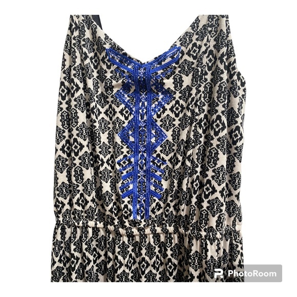 Maurices’s maxi Dress size Medium Black and blue - Picture 3 of 4